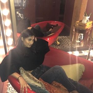 Meet your Posher, Roselyn